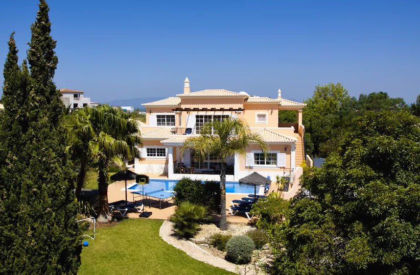 Casa Valhalla, Portugal